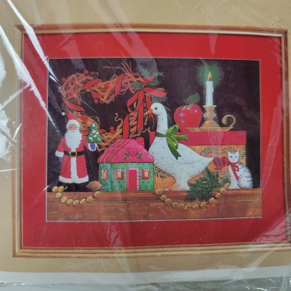 Creative Circle Keepsakes of Christmas Embroidery Kit 2287 Linda Hill Griffith